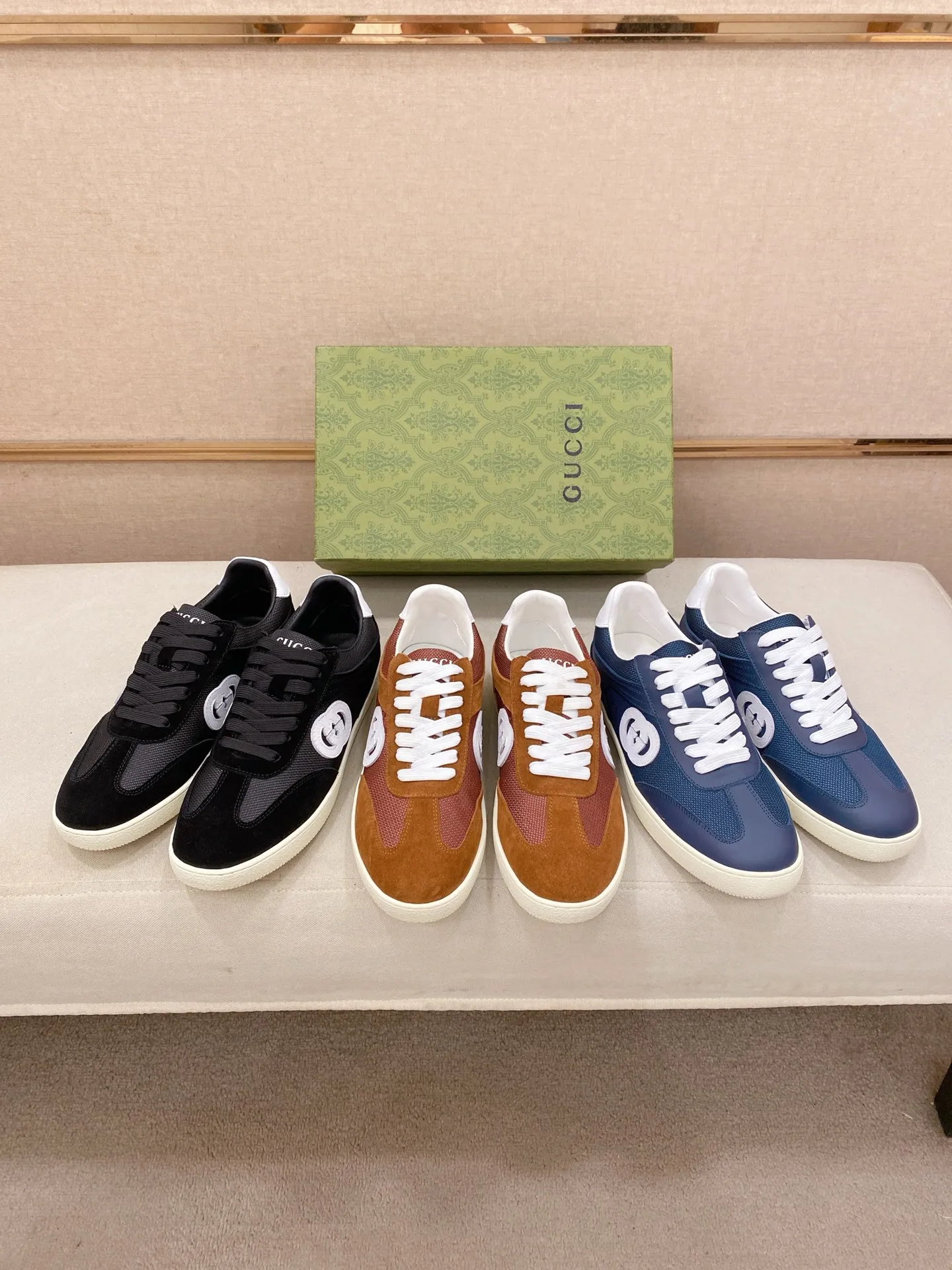 Men's clothing and shoes💰:400💰 (GUCCI) The latest model from the official website🎁🎁Casual and fashionable men's shoes👟, hot style💥The version is simple and elegant, exclusive for trendy men. The unique latest brand elements from the official website👑Original Gucci decoration, fashionable and generous, the fabric is original cowhide ✅Mesh breathable lining, the official website specifies wear-resistant casual outsole, the classic model is taken in kind at the counter🎬38-44 (can be customized for 45 non-refundable)